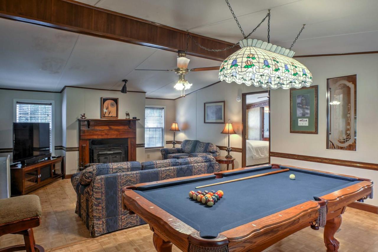 Ooltewah Cabin With Grill, Pool Table And Porch! Luaran gambar